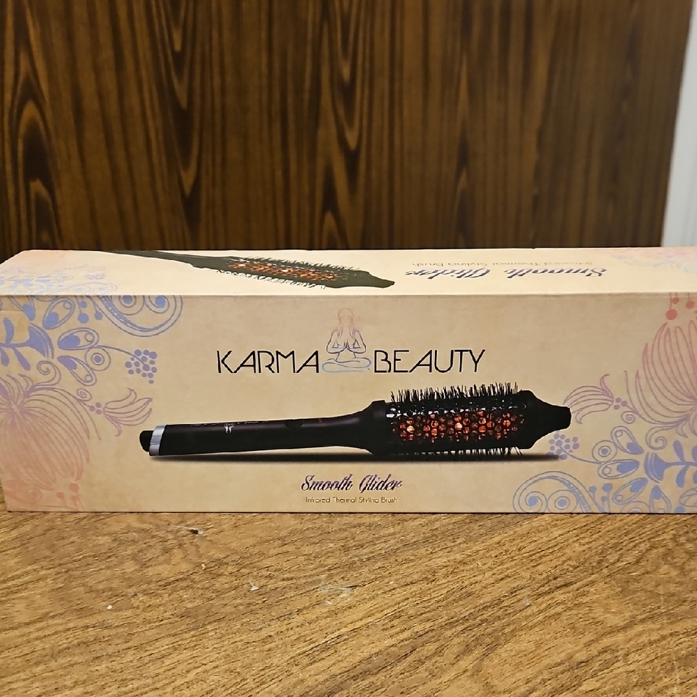 Karma Beauty Smooth Glider Infrared Thermal Styling Brush